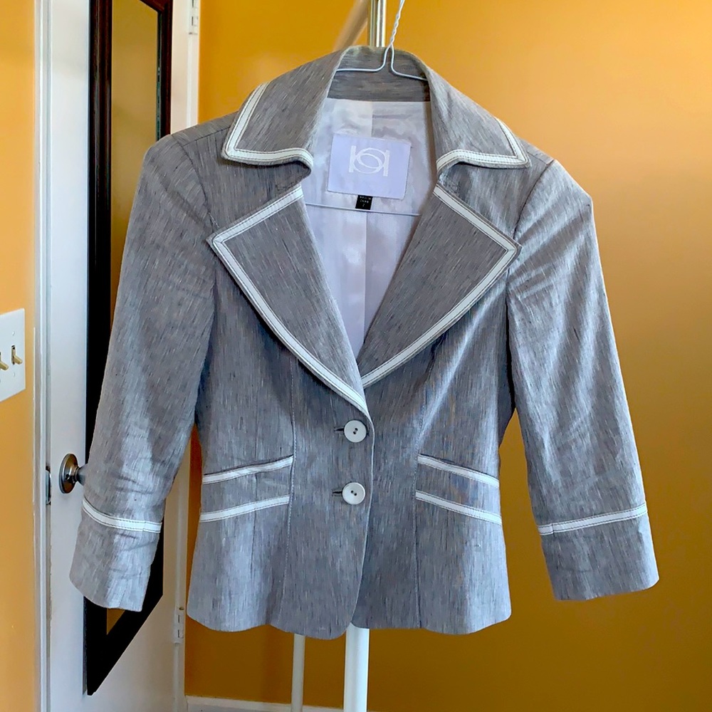 Women suit